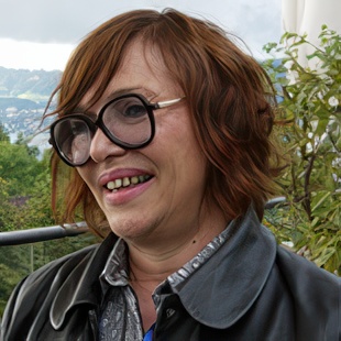 Avatar https://d1p2aimeyx6kdr.cloudfront.net/masterclub/2025-post/03_badass/photos_v2/distribution.jpg