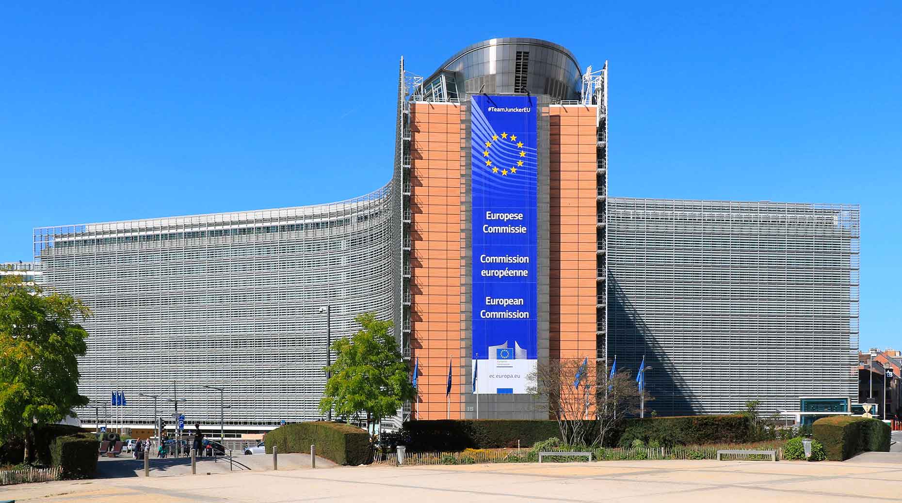 Visuel Commissionnement : Un premier texte de compromis pour la RIS